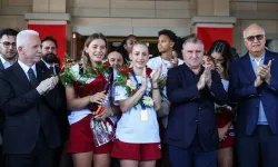 A Milli Kadın Voleybol Takımı için karşılama töreni düzenlendi