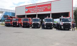 İtfaiye teşkilatına 70 milyon TL’lik güç takviyesi! 6 yeni araç filoya katıldı