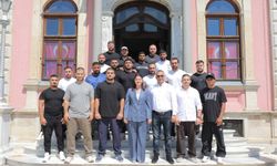 Edirne Belediye Başkanı Gencan, Edirneli pehlivanlarla bir araya geldi