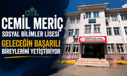 Cemil Meriç Sosyal Bilimler Lisesi Geleceğin Başarılı Bireylerini Yetiştiriyor