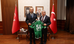 Sakaryaspor Yönetiminden Vali Rahmi Doğan’a Ziyaret