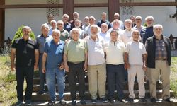 1980 Sakarya İmam Hatip Lisesi mezunları yıllar sonra yeniden buluştu