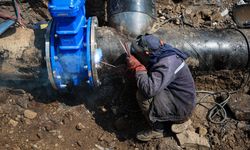 Yeni Pompa Sistemiyle Hendek’e Saniyede 390 Litre Su İletilmeye Başlandı