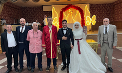 Pamukova Belediye Başkanı Fatih Akın, Hemşehrilerinin Mutlu Günlerine Ortak Oldu