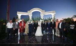 Serdivan’da Esma ve Tunahan’ın Mutluluğuna Başkan Çelik Ortak Oldu