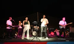 Mersin'de 'Yaz Dostum' konserleri coşkuya devam ediyor