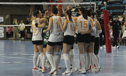 Sultanlar Parkeye İniyor! Sakarya Voleybol’da Yeni Sezon Mesaisi Başlıyor
