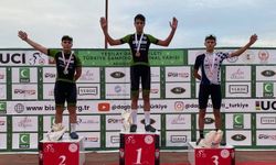 Büyükşehir’in pedalları madalyaları topladı