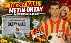 Taçsız Kral Metin Oktay kabri başında anıldı