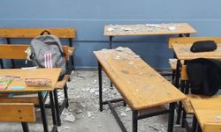 Derste tavan sıvaları düştü: 3 öğrenci yaralandı