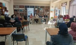 Sakarya’da şiir dolu buluşma! 23 şair öğrencilerle bir araya geldi