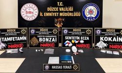 Zehir tacirlerine darbe: 40 şüpheliye işlem yapıldı