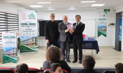 İl Müftüsü Mehmet Aşık, Cemil Meriç Sosyal Bilimler Lisesi’nde Öğrencilerle Buluştu