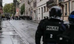 Fransa'da öğrenci eylemleri büyüyor! 6 bin 877 gözaltı, 1000'i aşkın yaralı
