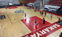 Adapazarı'nda genç sporcular geleceğe hazırlanıyor!