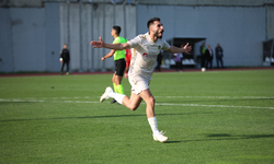 Sakaryaspor'da Mertcan Açıkgöz siftah yaptı!