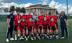 Sakarya Kadın FK'da derbi heyecanı! Hedef ilk galibiyet