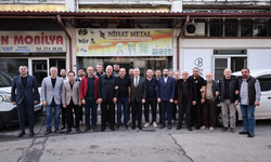 Başkan Çelik ve Milletvekili Kocacık'tan Türkmen Sokak esnafına ziyaret