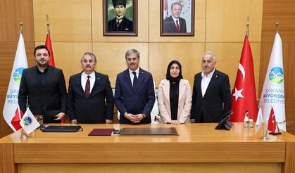 AK Parti Arifiye İlçe Başkanlığı'ndan Başkan Alemdar'a ziyaret