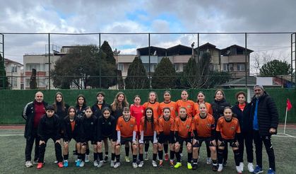 Sakarya Kadın Futbol Kulübü’nden Gol Yağmuru: 18-0