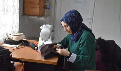 Hendek’te engelli çocukların anneleri için dikiş kursu