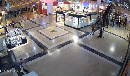 AVM’de Feci Kaza: 3 Yaşındaki Çocuğun Parmağı Koptu