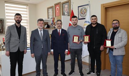 Erenler’de “Kimse Görmeden” Projesine Destek Veren Esnafa Teşekkür