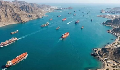Hürmüz Boğazı'nda gemi trafiği devam ediyor!