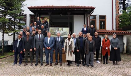 Büyükşehir’den muhtarlarla yerinde sosyal hizmet buluşması