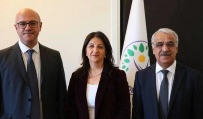 DEM Parti İmralı Heyeti Abdullah Öcalan ile Görüşmek İçin Yola Çıktı
