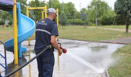 Arifiye Belediyesinden Gölbaşında Temizlik Çalışması