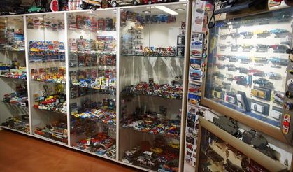 35 metrekarelik garajı 50 bin parçalık müzeye dönüştü