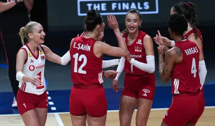 Filenin Sultanları VNL Finalinde Brezilya Karşısında Avantajı Ele Geçirdi!