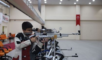 Çocukların Yaz Tatili Sporla Geçiyor: 22 Farklı Branşta Eğitim