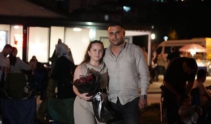 Yeşil Vadi’de film keyfi evlilik teklifiyle taçlandı