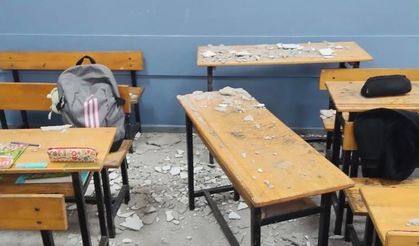 Derste tavan sıvaları düştü: 3 öğrenci yaralandı