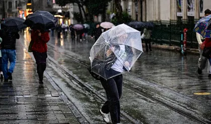 İstanbul'da 15 Ekim Perşembe günü okullar tatil