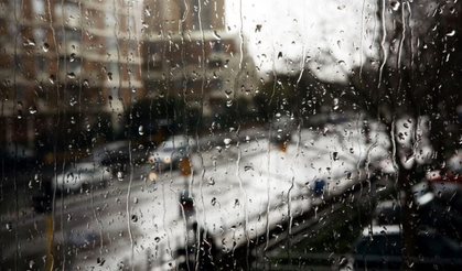 İstanbul için peş peşe uyarı! Kuvvetli sağanak ve fırtına geliyor