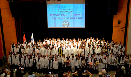 SAÜ’de geleceğin doktorları beyaz önlüklerini giydi!