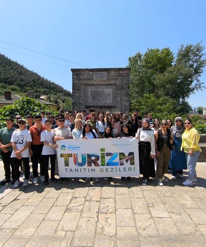 Gençler Sakarya’yı Keşfetti: Büyükşehir’den Tarih ve Doğa Temalı İki Günlük Gezi