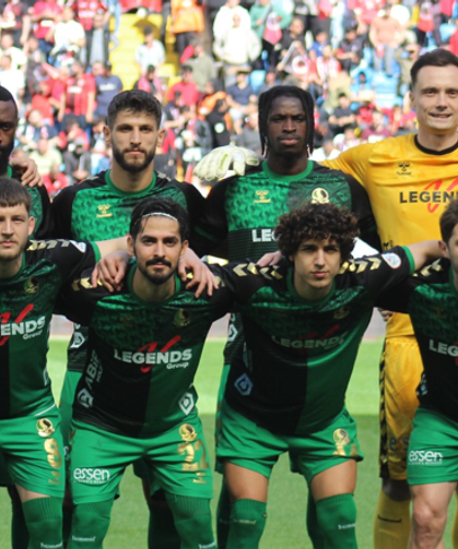 Sakaryaspor’da Futbolcuların Gözü Yeni Yönetimde