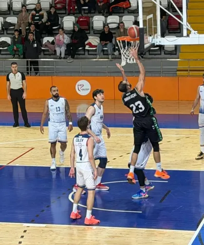 Büyükşehir Basketbol’dan İstanbul’da Gövde Gösterisi: 11’de 11