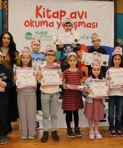 “Kitap Avı”nda ödüller sahiplerini buldu
