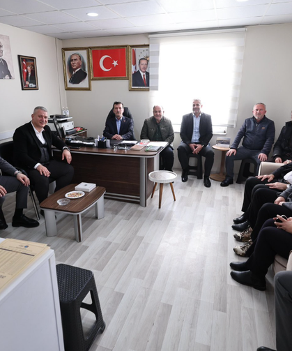 Başkan Çelik Yazlık Mahallesi’nde İncelemelerde Bulundu