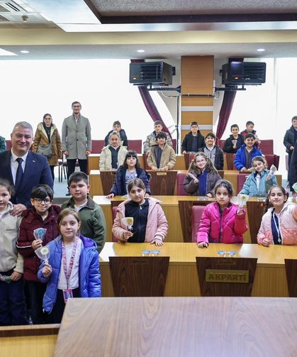 SAÜ Vakfı Okulları’ndan Serdivan Belediyesi’ne Anlamlı Ziyaret