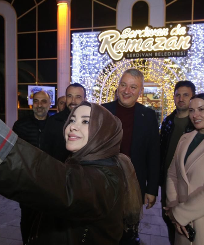 Vekil Erdoğan Serdivan’da İkram Çadırını Ziyaret Etti