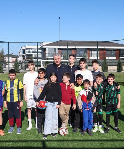 Serdivan’da Kentsel Estetik ve Güvenli Sosyal Alan Hamlesi