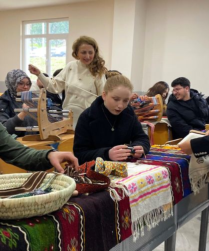 Uygulamalı dokuma eğitimi düzenlendi