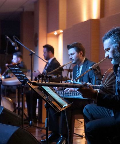 Ziya Taşkent’te Yaprak Sayar konseriyle müzik dolu gece