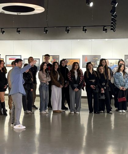 Derslerini fotoğraf sergisinde işlediler